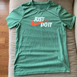 Nike Heathered Green Tee